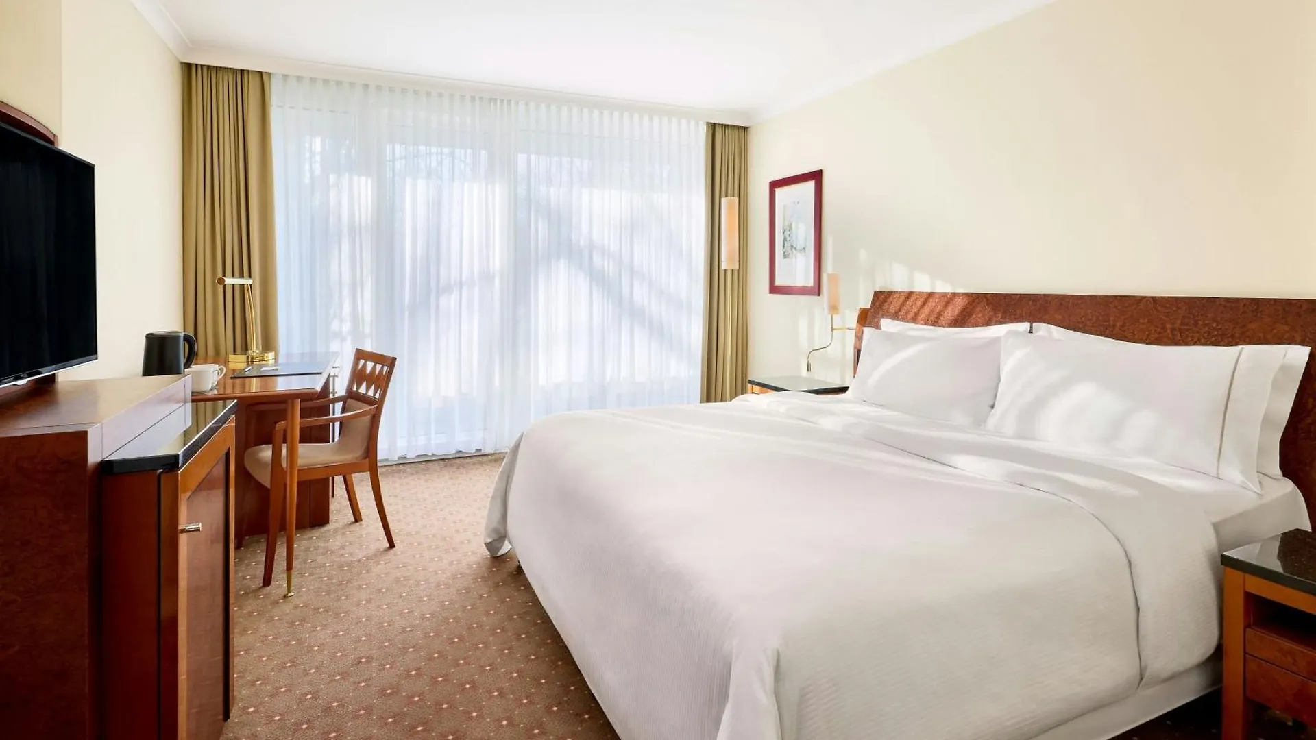 The Westin Grand Munich Hotell
