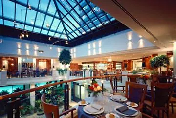 Отель The Westin Grand Мюнхен